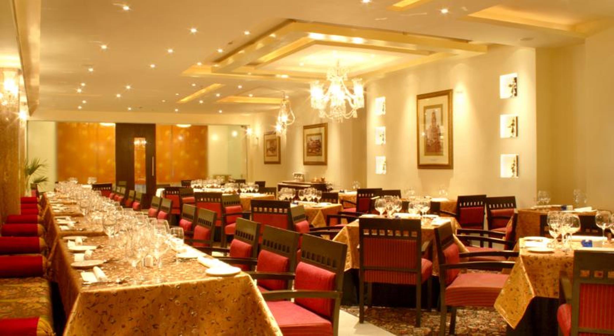 Hampshire Plaza Hotel Хидерабад Екстериор снимка