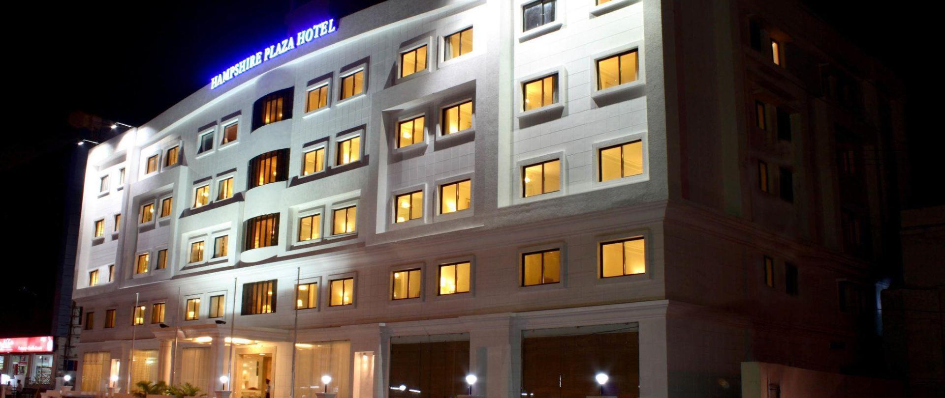 Hampshire Plaza Hotel Хидерабад Екстериор снимка