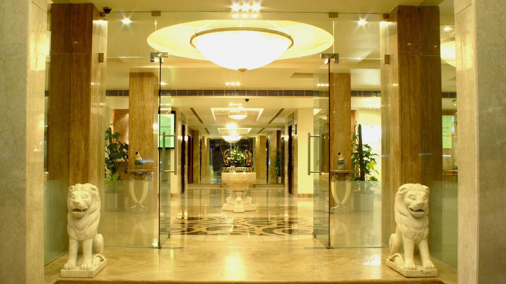 Hampshire Plaza Hotel Хидерабад Екстериор снимка