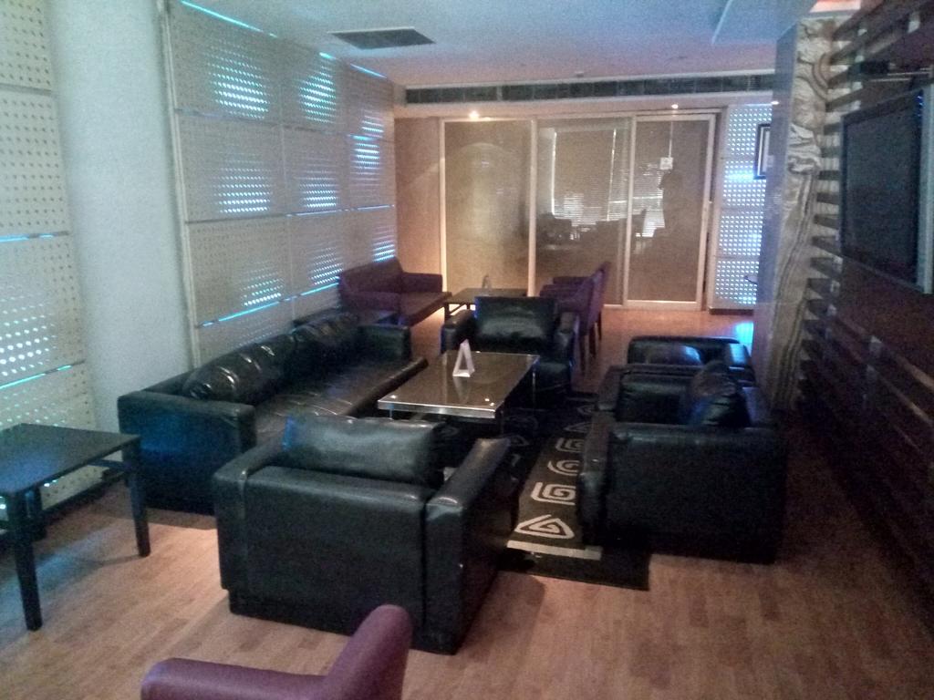 Hampshire Plaza Hotel Хидерабад Екстериор снимка