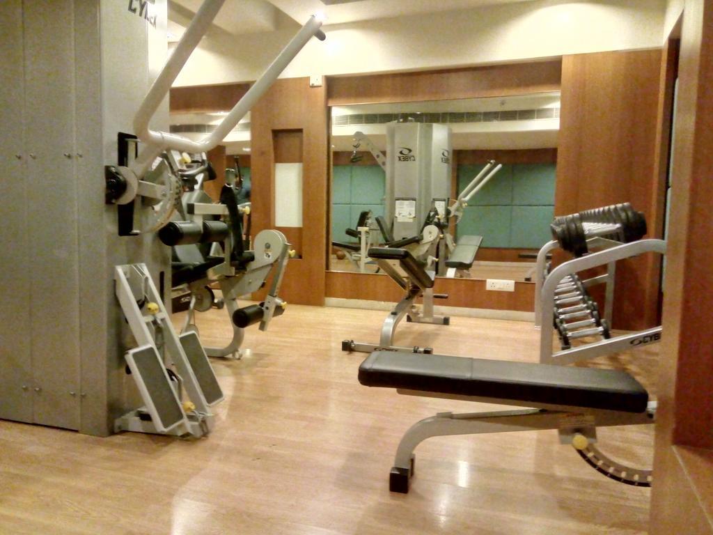 Hampshire Plaza Hotel Хидерабад Екстериор снимка