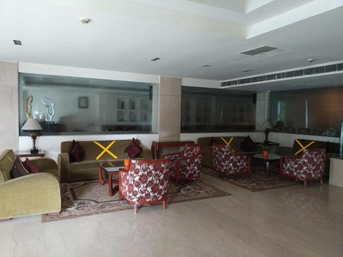 Hampshire Plaza Hotel Хидерабад Екстериор снимка